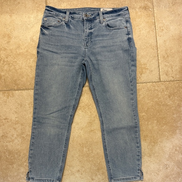 cosmic blue love Denim - Classic Light Blue Crop Jeans